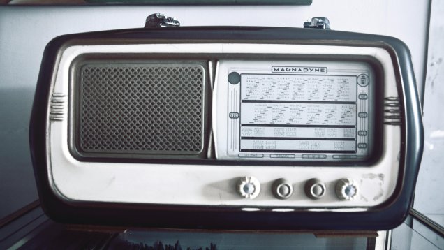 Boys in Dresses Part of Growing Up - Education Expert