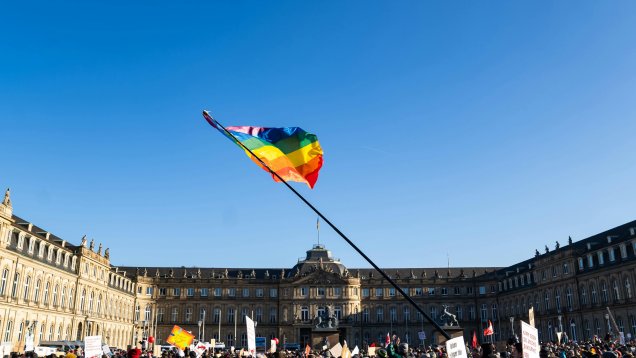 Anti-Fascist Coalition Movement March Attracts Hundreds of Thousands