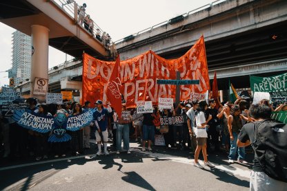 Eight Million Americans including LGBTs, on streets against the Trumpist Government