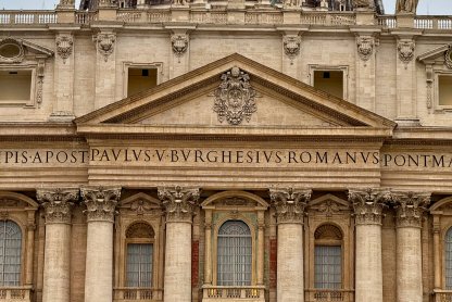 More US Right Wing Madness: Trying to Threaten the Pope! 