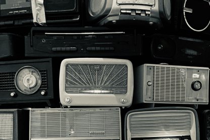 Aus Comedian Gains National Radio Show 