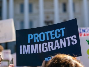 Ending LGBTQIA+ Asylum Seekers Being Held in Unsafe Detention