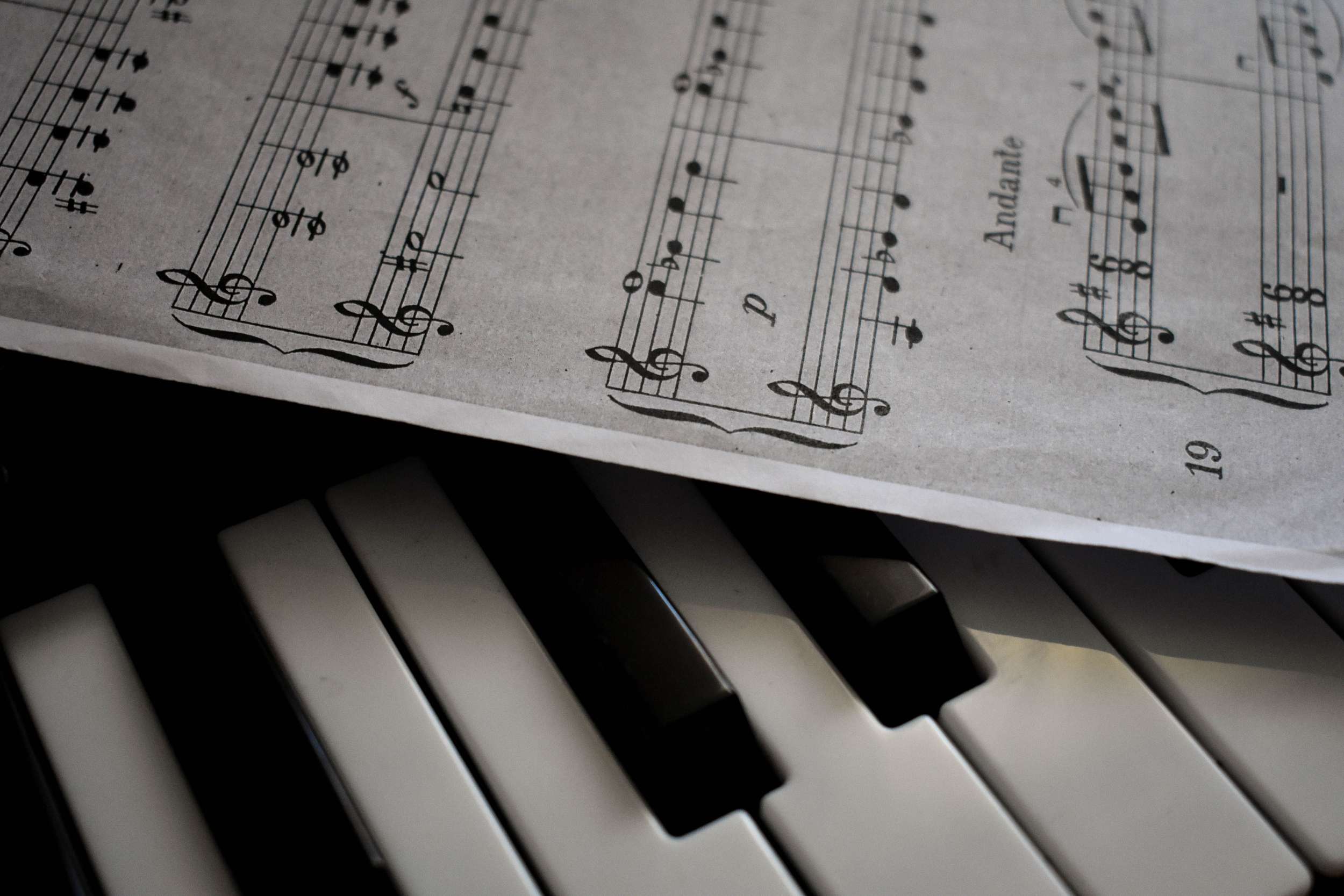 Musical Theatre Broadcaster Marks Six Successful Years