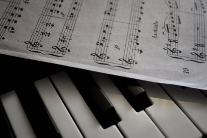 Musical Theatre Broadcaster Marks Six Successful Years