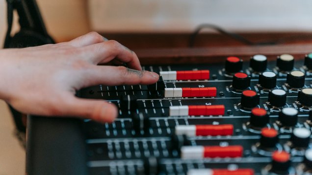 Aussie LGBTQIA+ Radio and Other Charities Benefit from GiveOUT Day