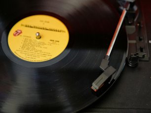 Arlo Parks Drops Queer Album Spectacular on April 3rd