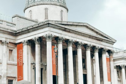 Gay Artist David Hockney Slams Brit Move to House Bayeux Tapestry